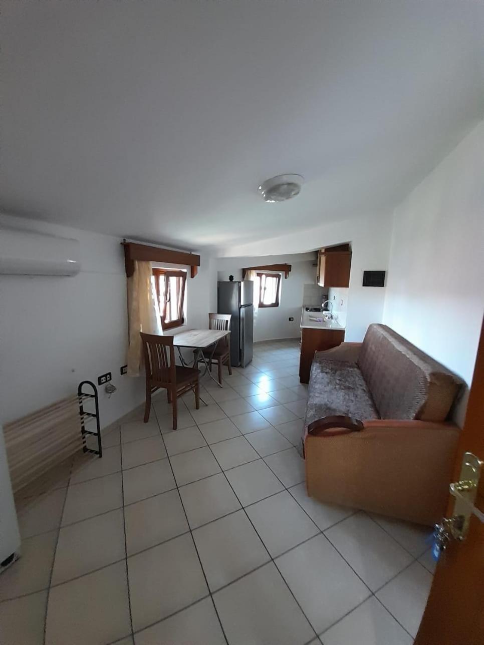 Ferienwohnung Aleksi&Eli Shkodra Exterior foto