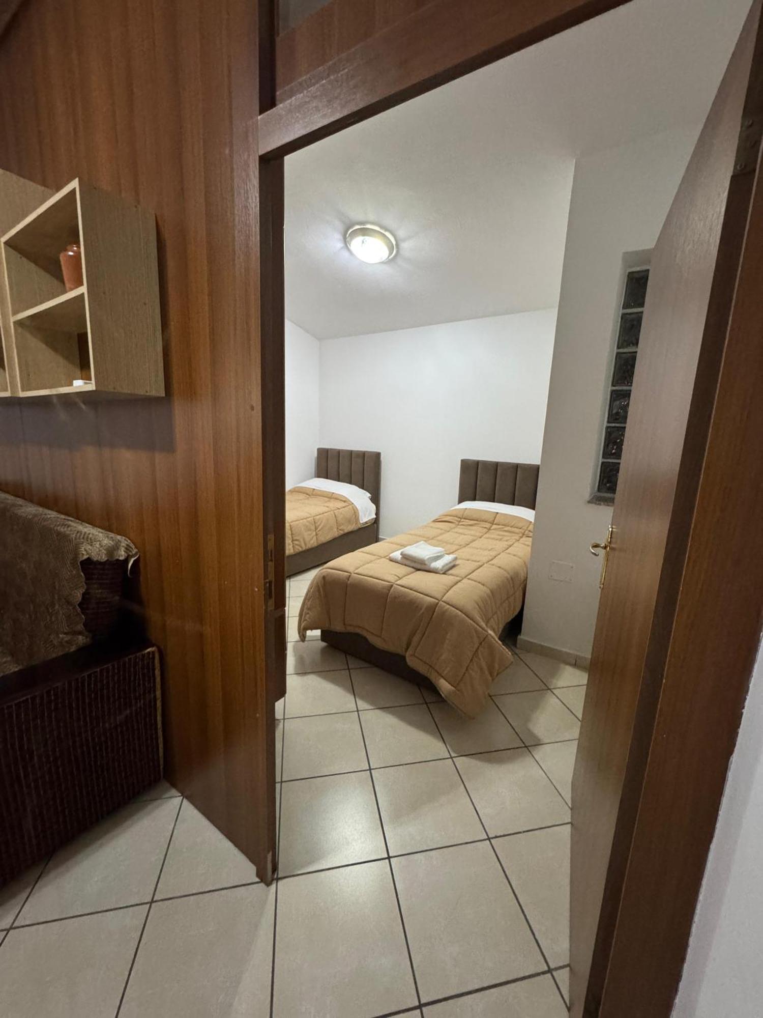 Ferienwohnung Aleksi&Eli Shkodra Exterior foto